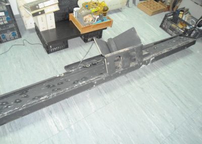 SSR IFF ΑΑ8930 antenna  system from the MEKO II type Frigate before receiving it for repair by our company. You can distinguish the intense external erosions